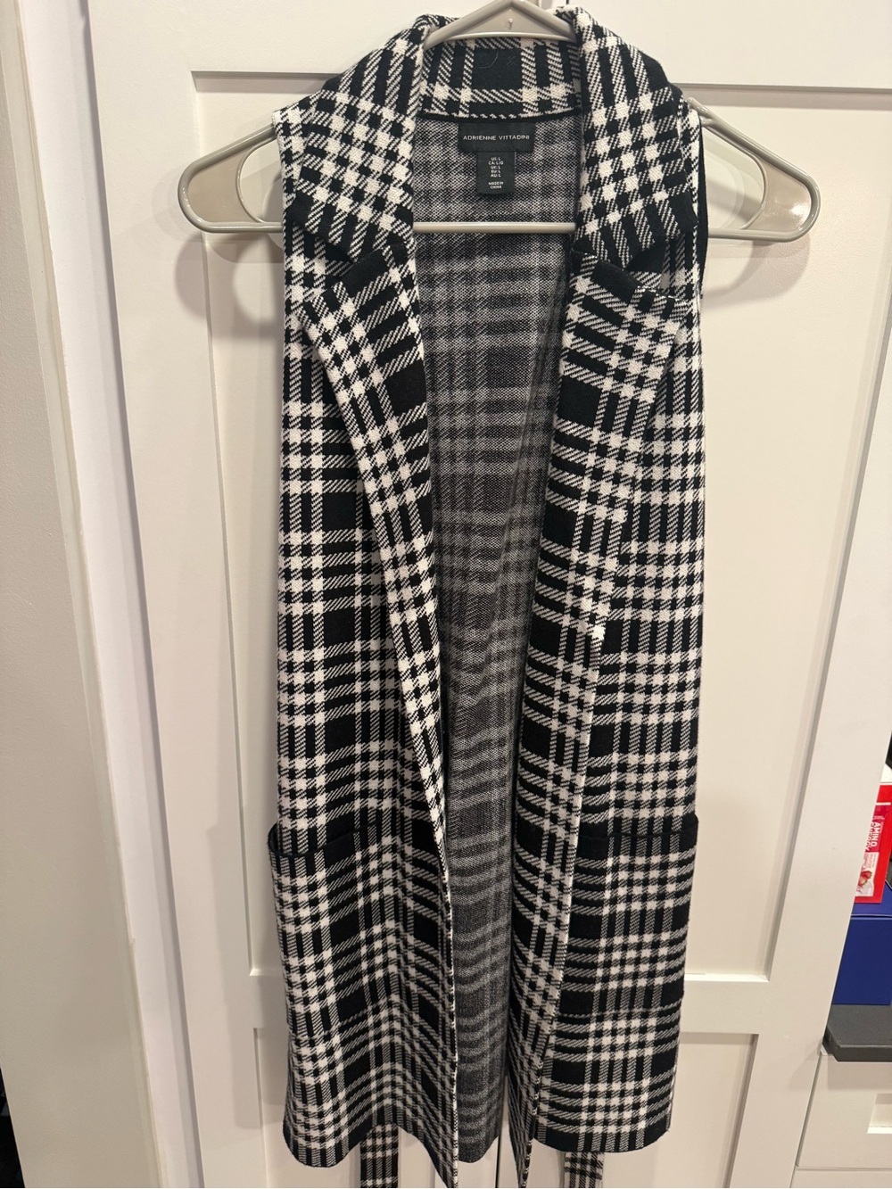 Adrienne Vittadini Black & White Plaid Sleeveless Belted Long Vest.